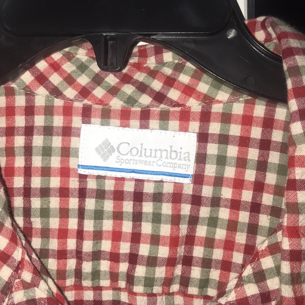 Columbia button down shirt